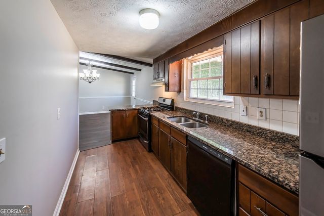 6225 Pebble Drive, Douglasville, GA 30135