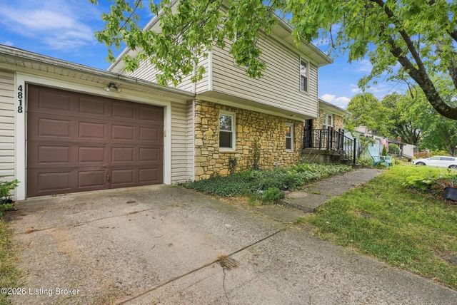 4818 Redmon Ct, Louisville, KY 40291
