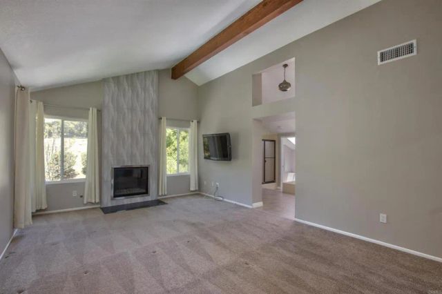 1140 Countrywood Lane, Vista, CA 92081