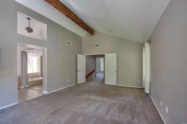 1140 Countrywood Lane, Vista, CA 92081