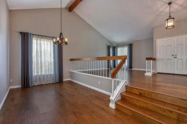1140 Countrywood Lane, Vista, CA 92081