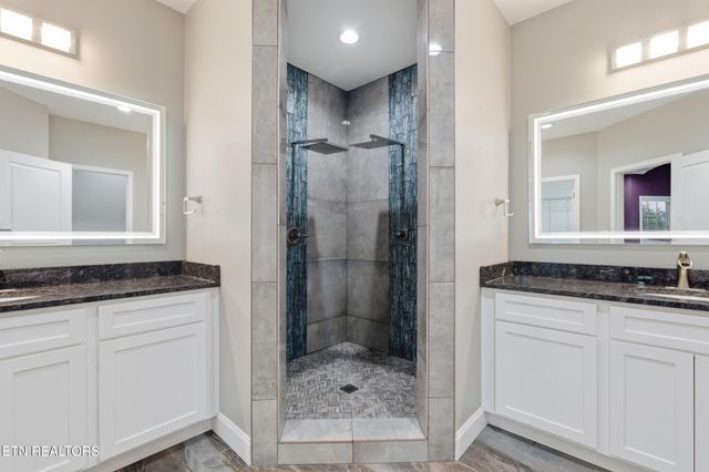 3416 Roy Ave, Maryville, TN 37804