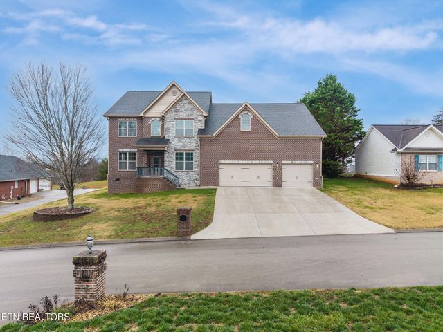 3416 Roy Ave, Maryville, TN 37804