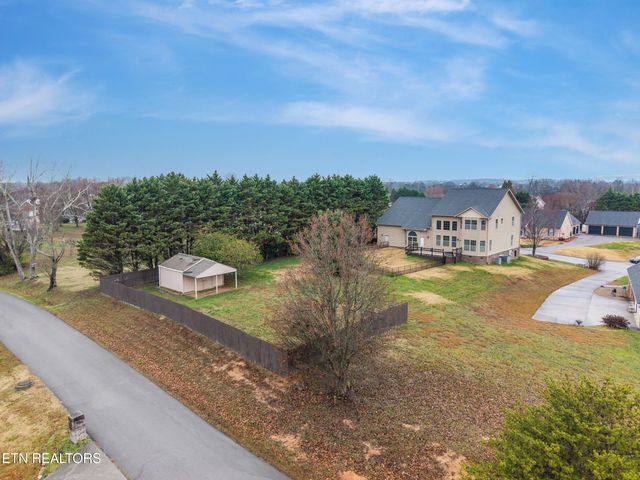 3416 Roy Ave, Maryville, TN 37804