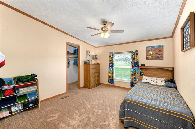 9661 W 343rd Street, Paola, KS 66071