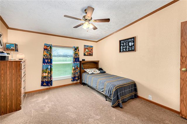 9661 W 343rd Street, Paola, KS 66071