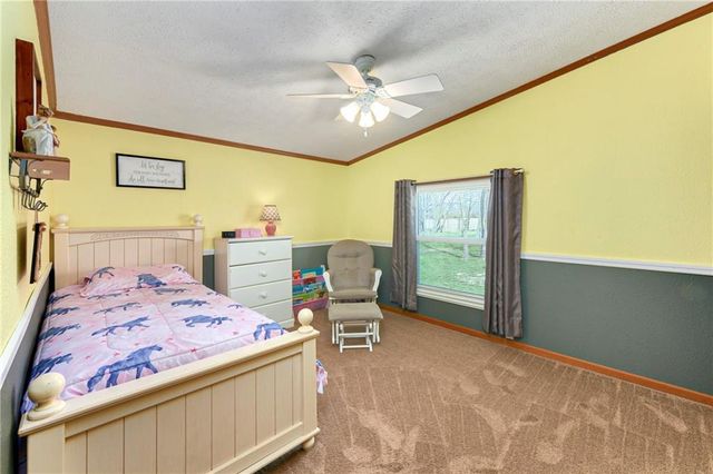 9661 W 343rd Street, Paola, KS 66071