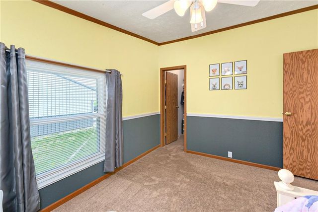 9661 W 343rd Street, Paola, KS 66071