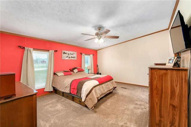 9661 W 343rd Street, Paola, KS 66071