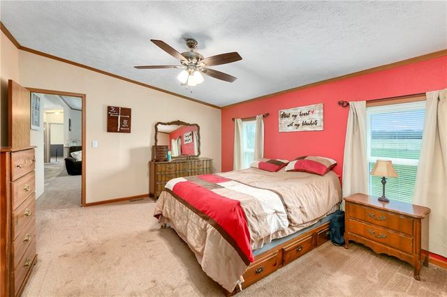 9661 W 343rd Street, Paola, KS 66071
