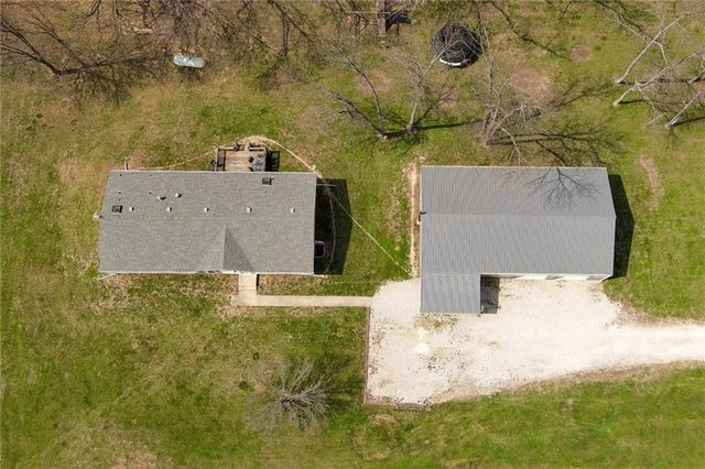 9661 W 343rd Street, Paola, KS 66071