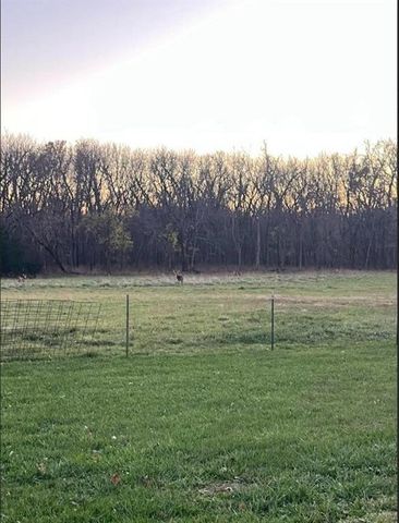 9661 W 343rd Street, Paola, KS 66071