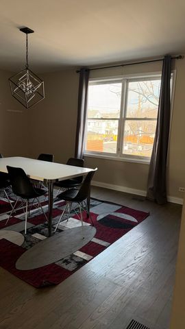 1615 W Lawrence Avenue 2, Chicago, IL 60640