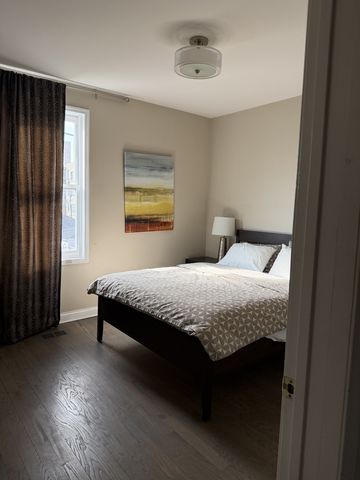 1615 W Lawrence Avenue 2, Chicago, IL 60640