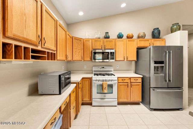 2652 S Falcon View Drive, Tucson, AZ 85713