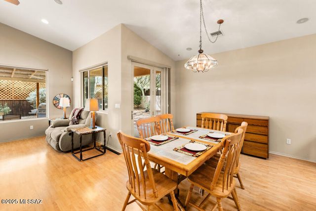 2652 S Falcon View Drive, Tucson, AZ 85713