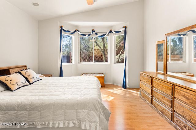 2652 S Falcon View Drive, Tucson, AZ 85713