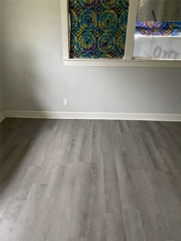 3000 N Locust, Denton, TX 76209