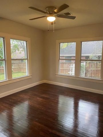 3000 N Locust, Denton, TX 76209