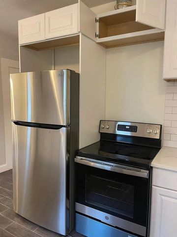 3000 N Locust, Denton, TX 76209