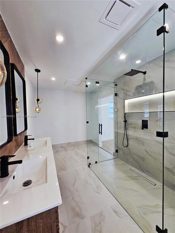 11101 NW 19th St, Pembroke Pines, FL 33026