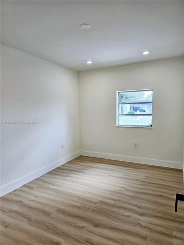 11101 NW 19th St, Pembroke Pines, FL 33026