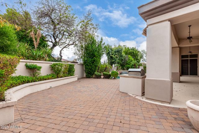 8317 E Feathersong Lane, Scottsdale, AZ 85255