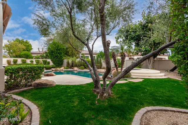 8317 E Feathersong Lane, Scottsdale, AZ 85255