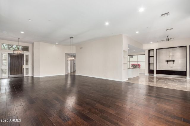 8317 E Feathersong Lane, Scottsdale, AZ 85255
