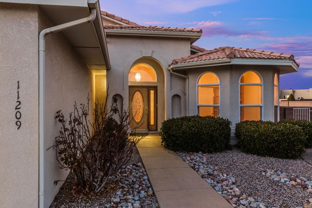 11209 Jordan Avenue NE, Albuquerque, NM 87122
