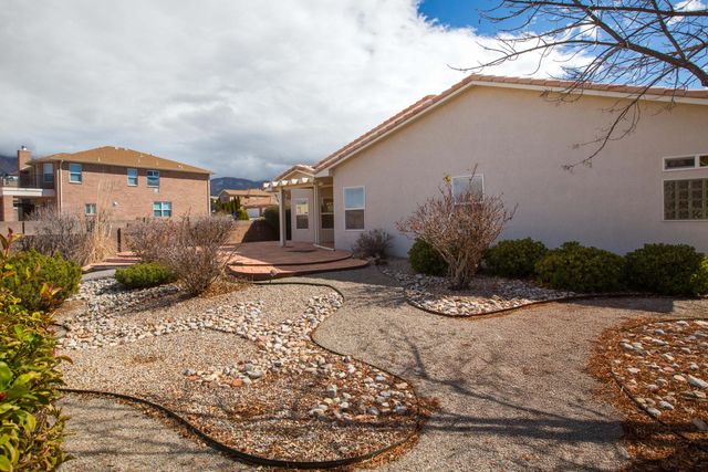 11209 Jordan Avenue NE, Albuquerque, NM 87122