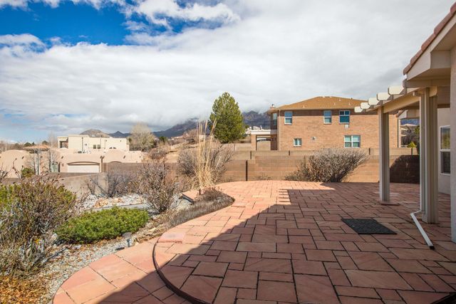 11209 Jordan Avenue NE, Albuquerque, NM 87122