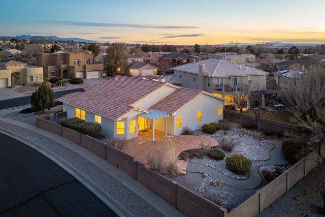 11209 Jordan Avenue NE, Albuquerque, NM 87122