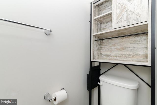 6 SPARROW CIR, Sewell, NJ 08080