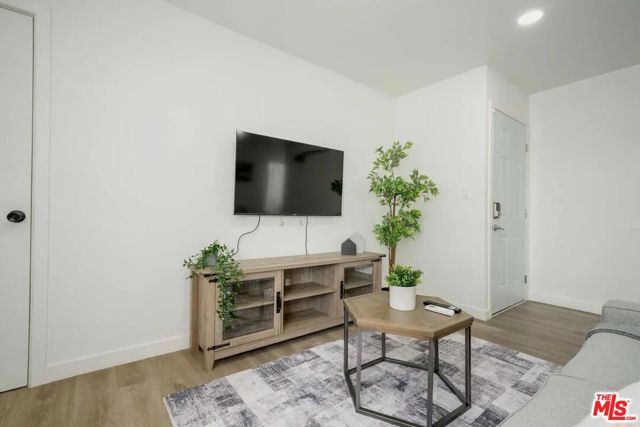 2417 S Budlong Avenue 4, Los Angeles, CA 90007