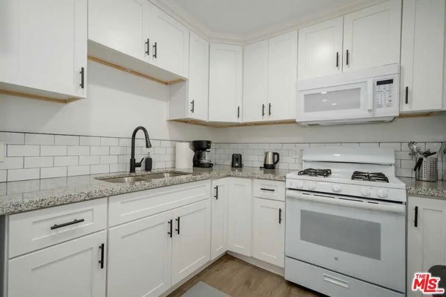 2417 S Budlong Avenue 4, Los Angeles, CA 90007