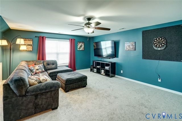 3736 Wivenhall Dr, Midlothian, VA 23112