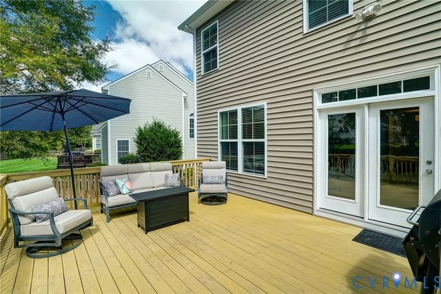 3736 Wivenhall Dr, Midlothian, VA 23112