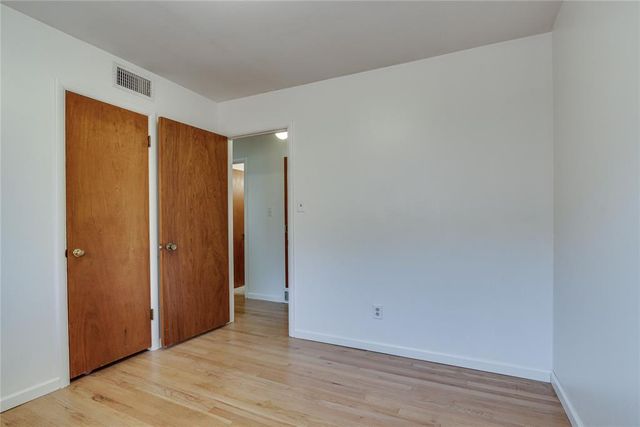 713 E Carroll Lane, Midwest City, OK 73110
