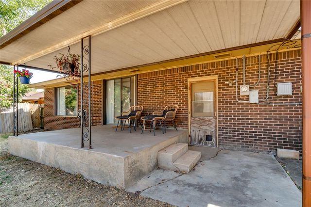 713 E Carroll Lane, Midwest City, OK 73110