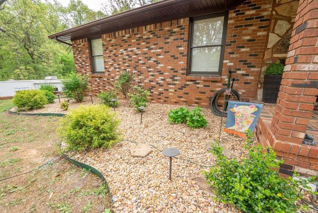 17263 N Highway 9, Mammoth Spring, AR 72554