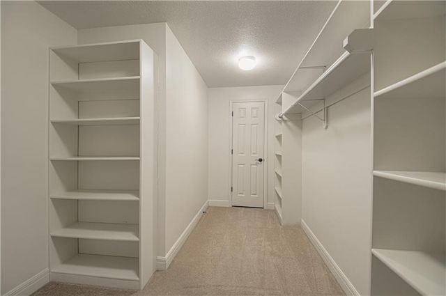 14317 Manor Court, Overland Park, KS 66224