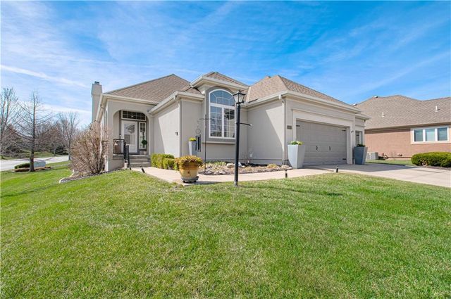 14317 Manor Court, Overland Park, KS 66224
