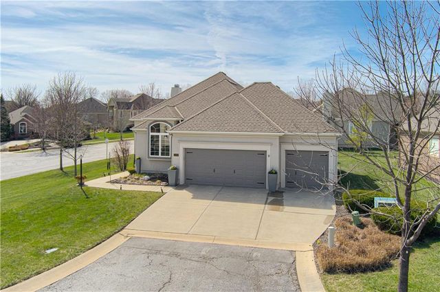 14317 Manor Court, Overland Park, KS 66224