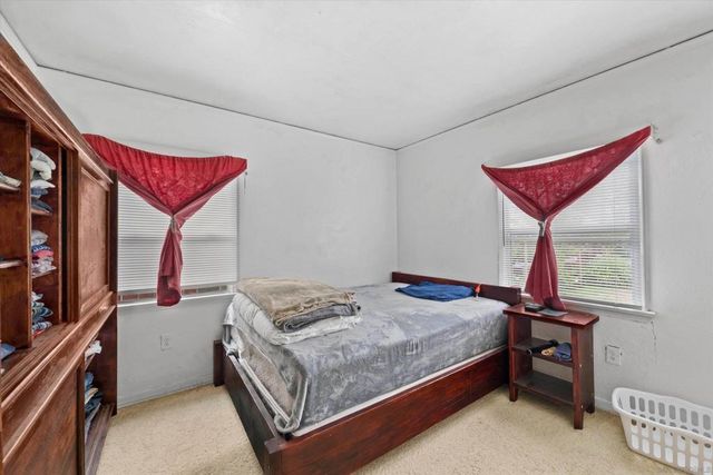 3562 Orange Ave, Long Beach, CA 90807
