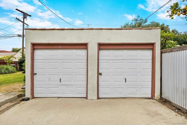 3562 Orange Ave, Long Beach, CA 90807