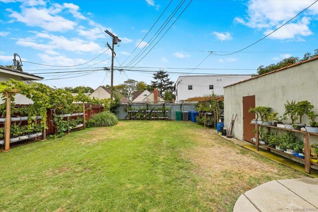 3562 Orange Ave, Long Beach, CA 90807