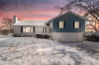 14655 Gale Road, Smithville, MO 64089