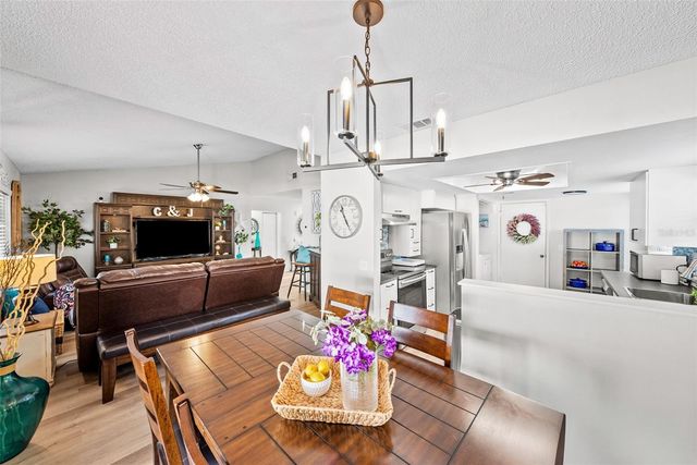 7571 121ST AVENUE, Largo, FL 33773