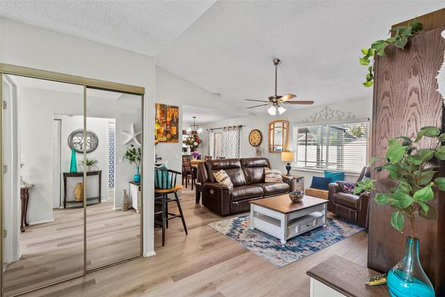 7571 121ST AVENUE, Largo, FL 33773